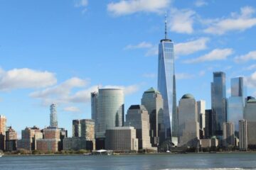 شقق أم فلل؟ كيف تختار العقار المناسب لك في عمان